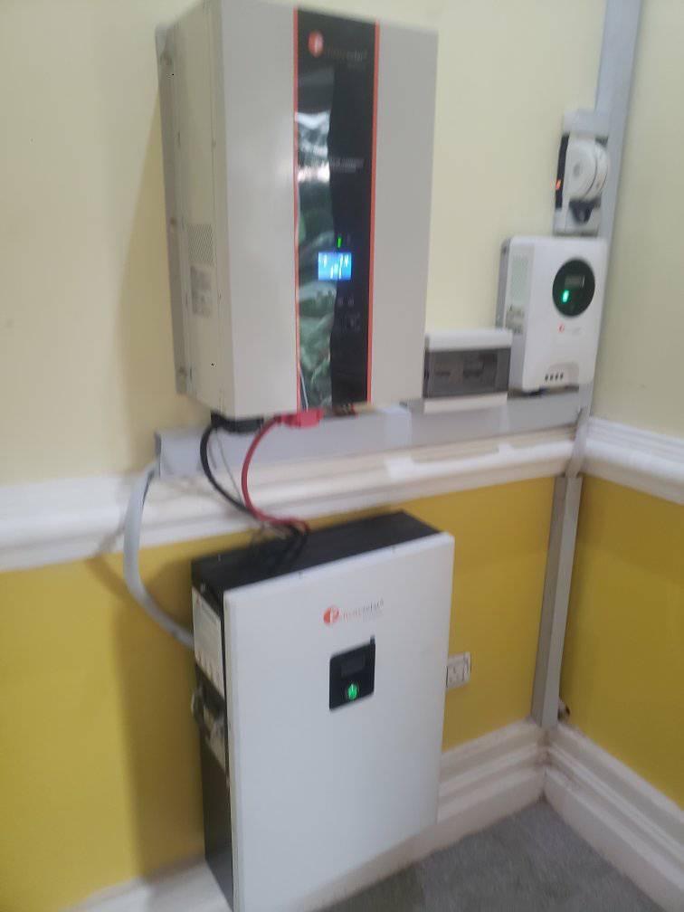 Solar inverter and Lithium battery